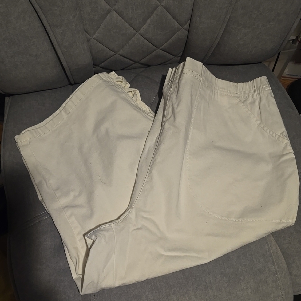 Womens Capris